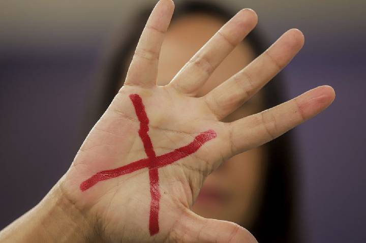 Audiência de jovem esfaqueada 15 vezes será realizada dia 15 de abril