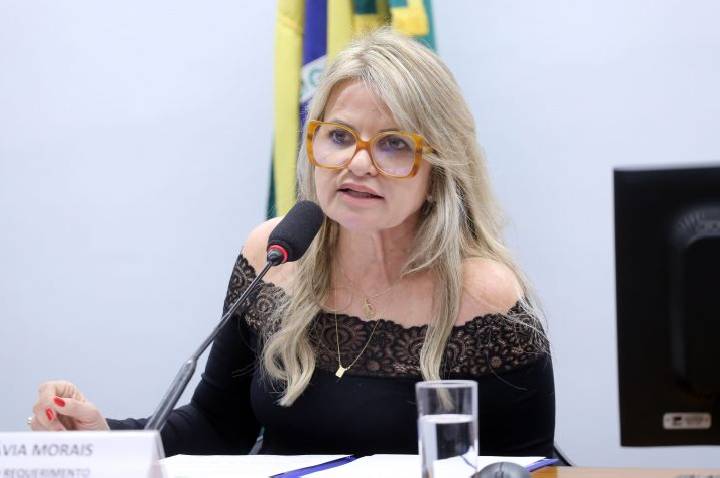 Comissão aprova acessibilidade para exames de prevenção ao câncer em mulheres com deficiência