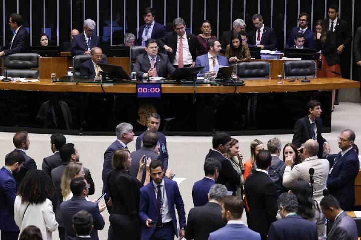 Congresso vota em 30 de abril veto de Lula a PL da Dosimetria 