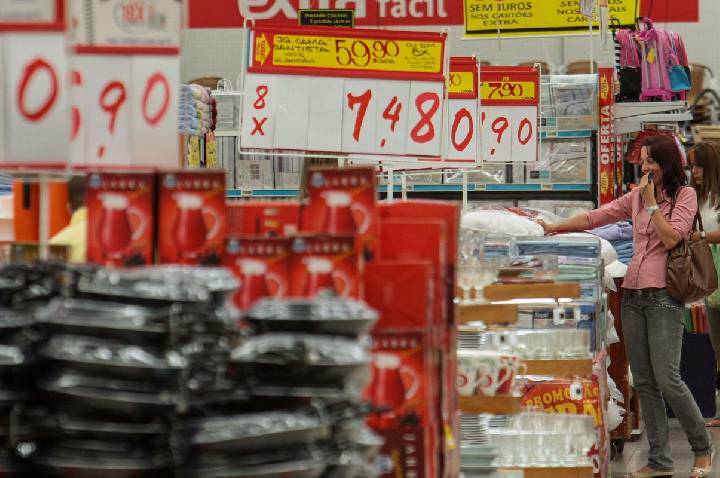 Mercado eleva previsão da inflação para 4,36% este ano