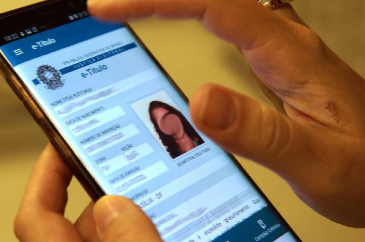 Prazo para tirar e regularizar título de eleitor vai até 6 de maio 