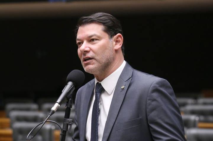 Projeto cria programa nacional para fortalecer a pesca artesanal continental