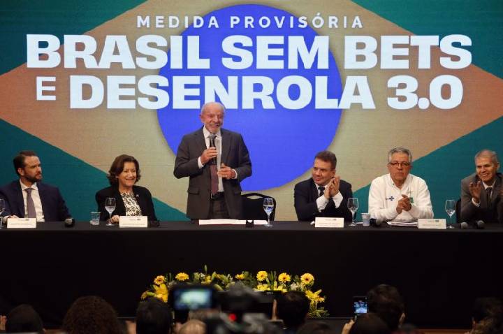 Projeto de lei apresentado pelo governo torna crime a exploração e a publicidade de bets