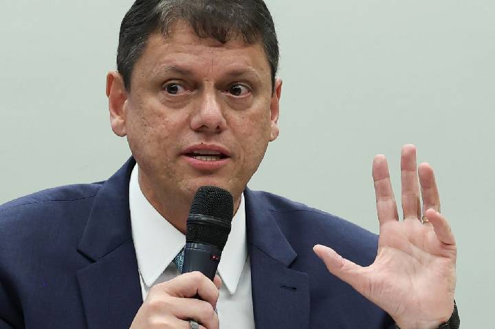 SP: TCE aprova com ressalvas as contas do governo de Tarcísio de 2025
