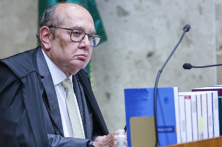 STF retoma julgamento da Lei da Ficha Limpa com voto de Gilmar Mendes