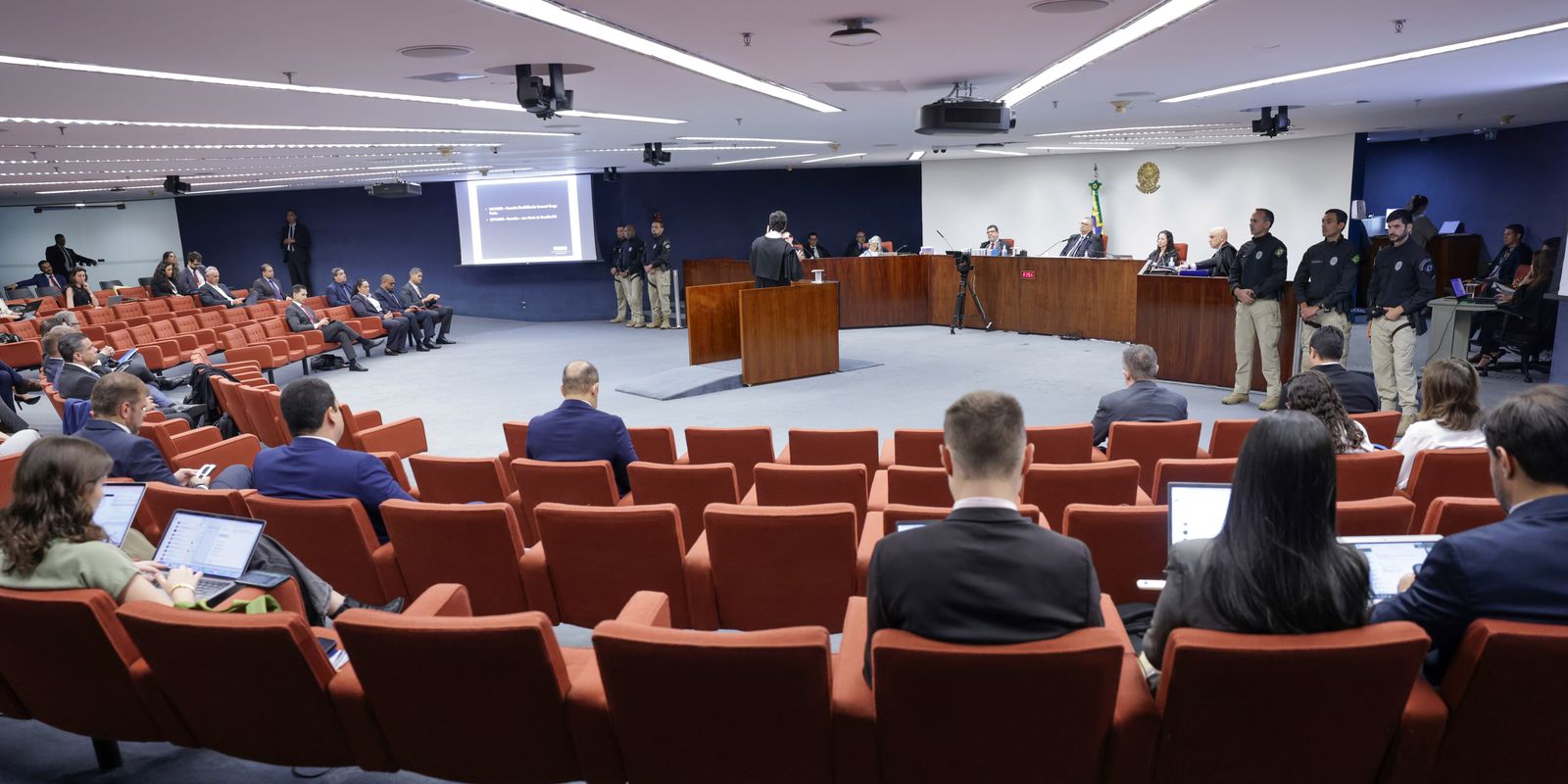 Moraes vota por rejeitar recurso de réus do Núcleo 3 da trama golpista