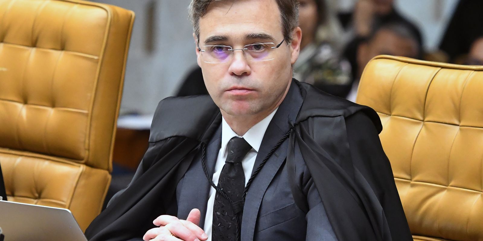 INSS: Mendonça decide por tornozeleira em caso de deputada do Ceará