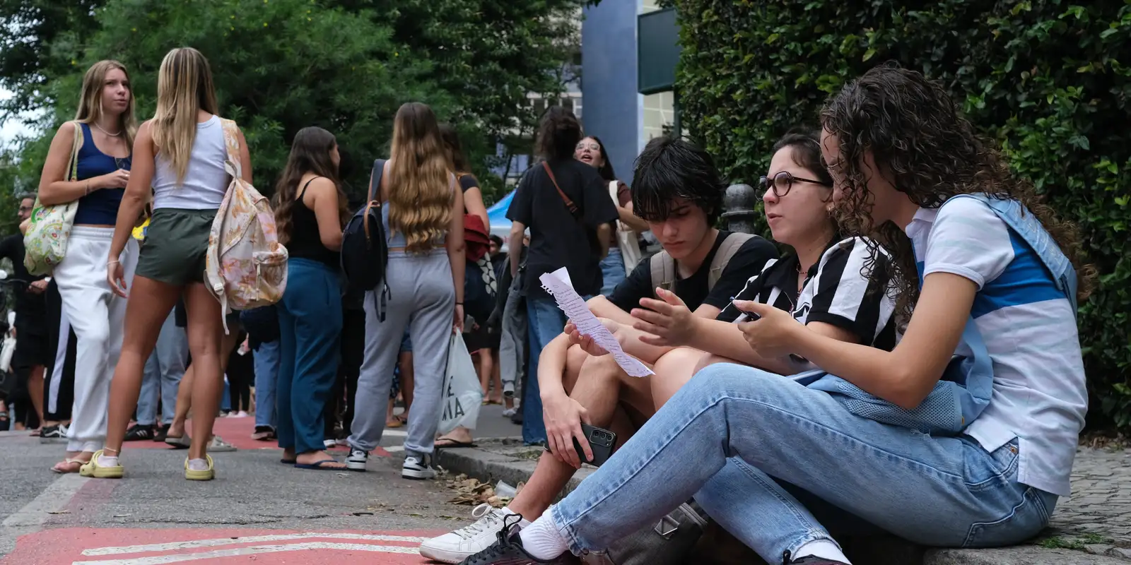 Instituto oferta videoaulas de português a alunos do ensino médio