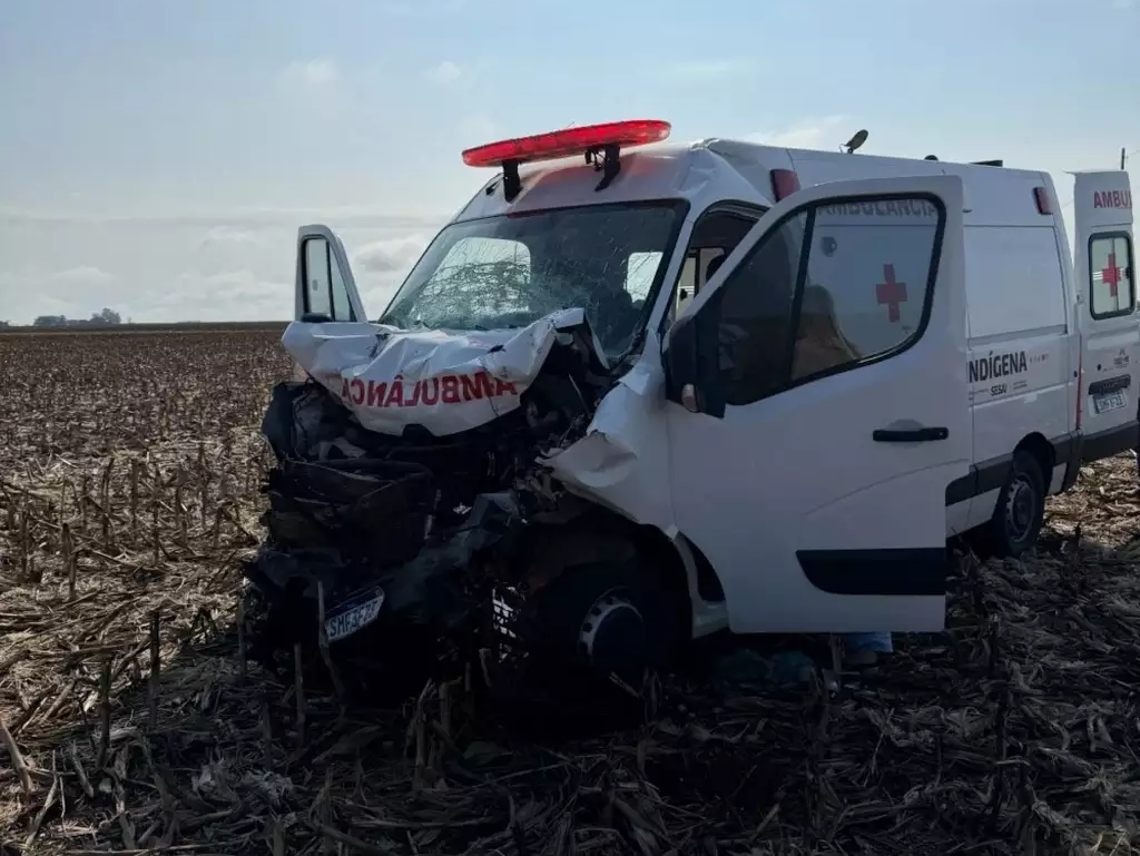 Paciente de Bela Vista em tratamento contra o câncer morre após acidente com ambulância na BR-060