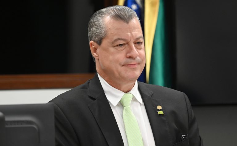 Comissão aprova transparência para valor mínimo em aplicativos de entrega