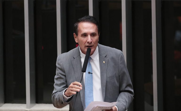 Projeto cria política de rastreabilidade bovina individual